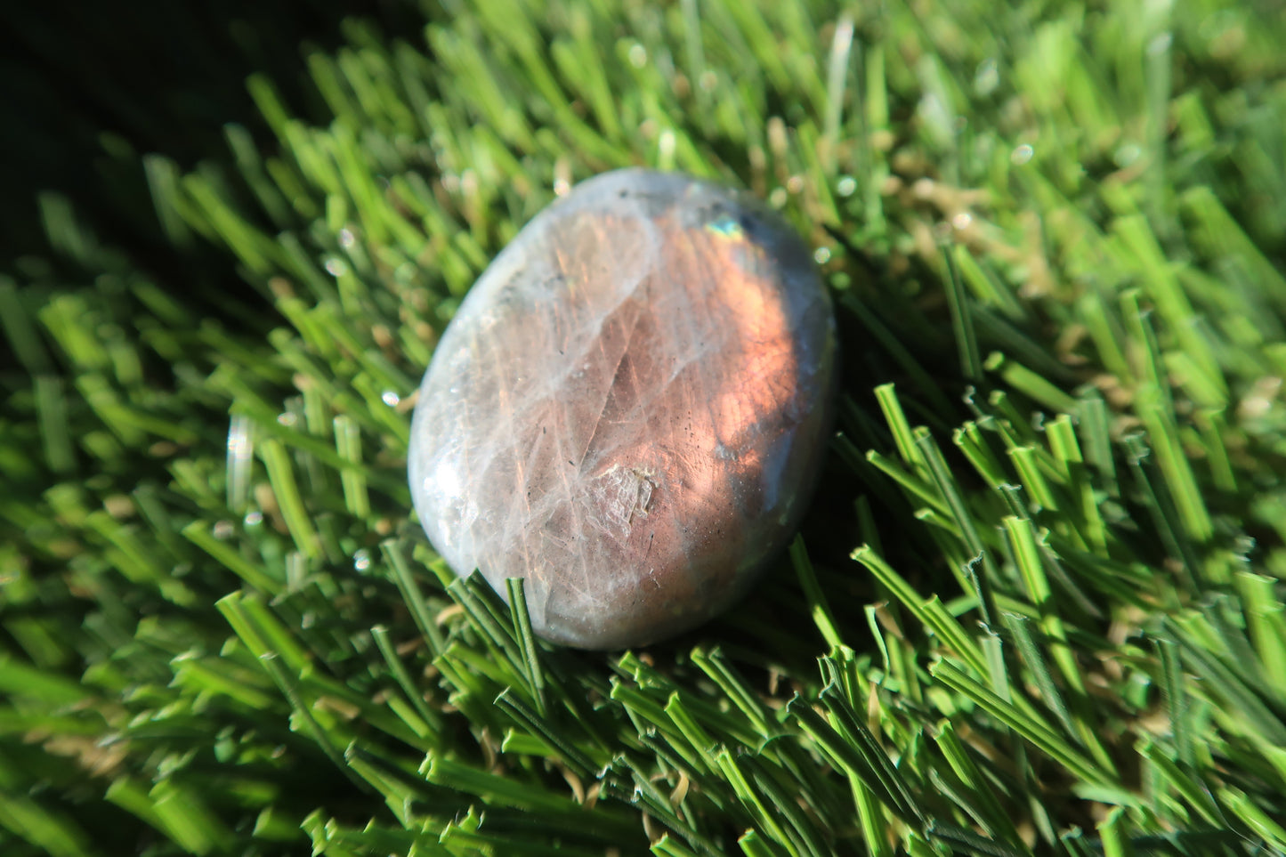 Labradorite Palmstone